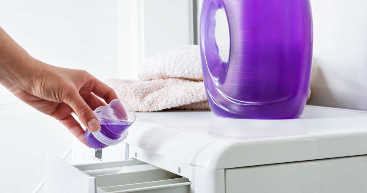 Les secrets d'un lavage réussi : où mettre lessive et adoucissant ?