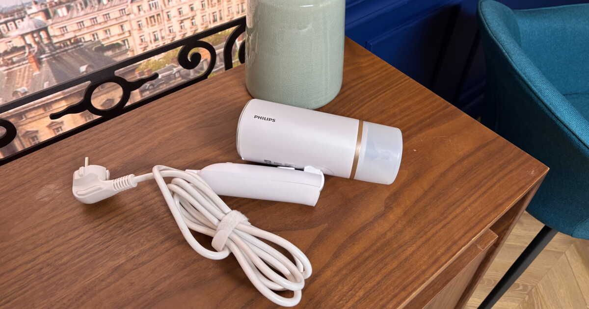 Philips Série 3000 : est-ce le défroisseur idéal pour vos voyages ?