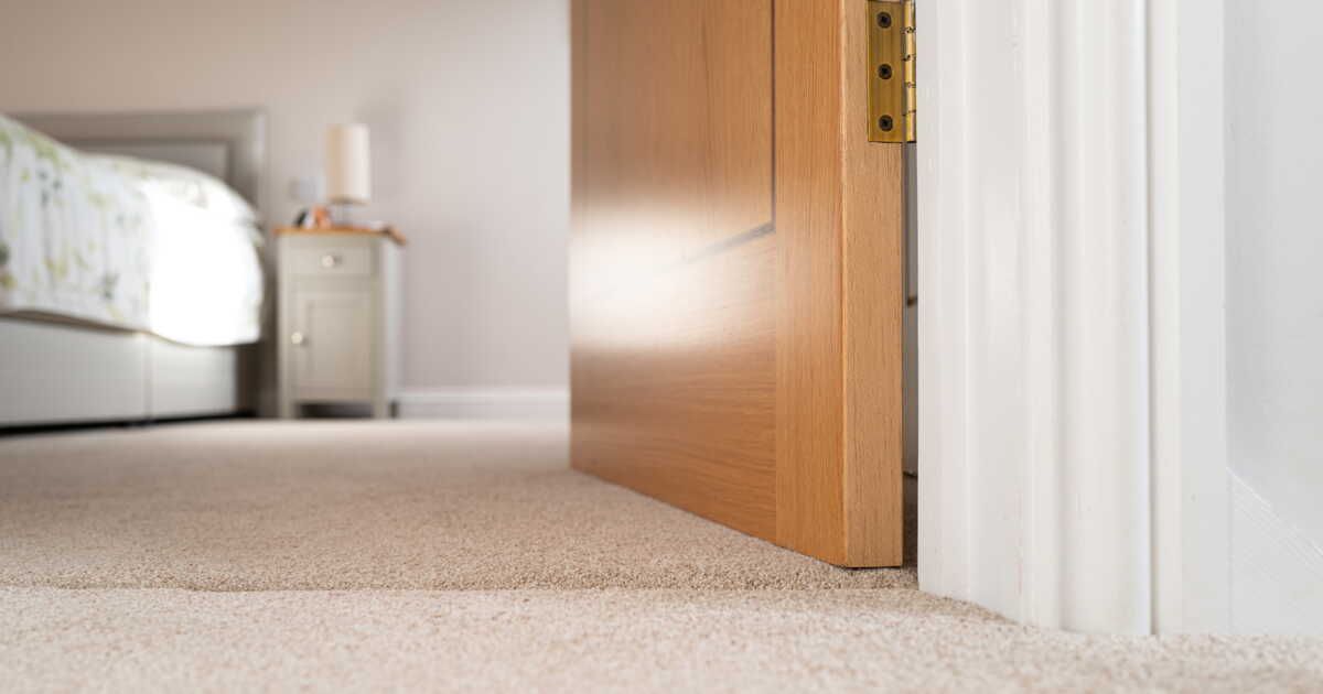 Les secrets pour venir à bout des taches sur votre moquette