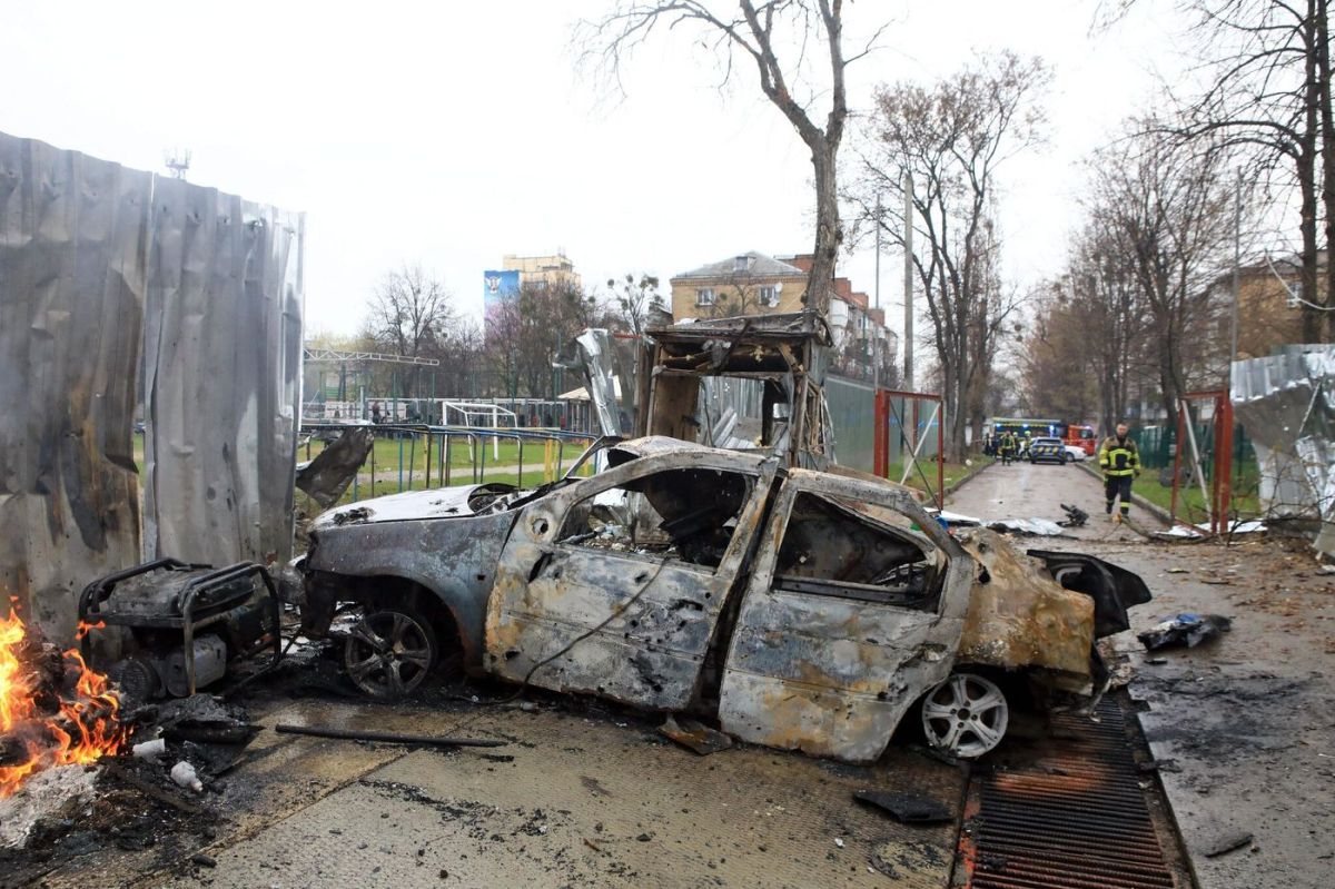 La guerre en Ukraine s'intensifie : six victimes dans des frappes russes, Zelensky et Erdogan discuteront à Istanbul