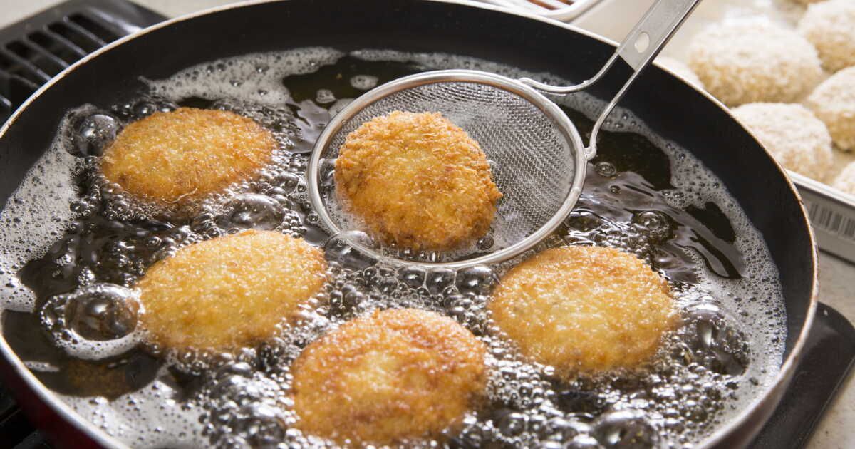 Huile de friture, d'olive ou pour la fondue : où jeter l'huile alimentaire usagée ?