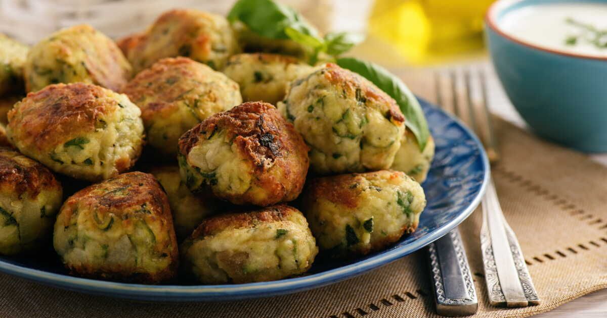Savourez des boulettes de courgette, thon et ricotta