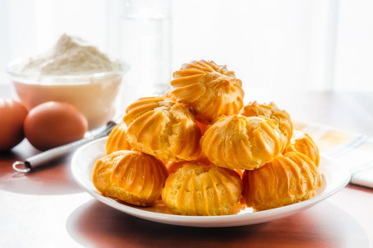 Les gougères de Cyril Lignac : une recette irrésistible à deux versions