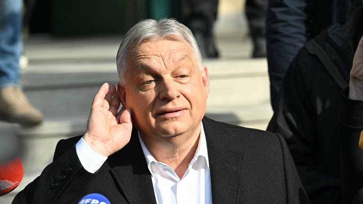 Élections législatives en Hongrie : coup de tonnerre, Victor Orbán perd le pouvoir et annonce la victoire de son adversaire