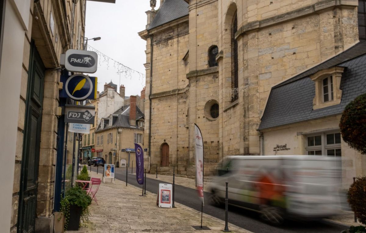 Le Creusot : un maire qui renonce à son salaire pour un changement radical