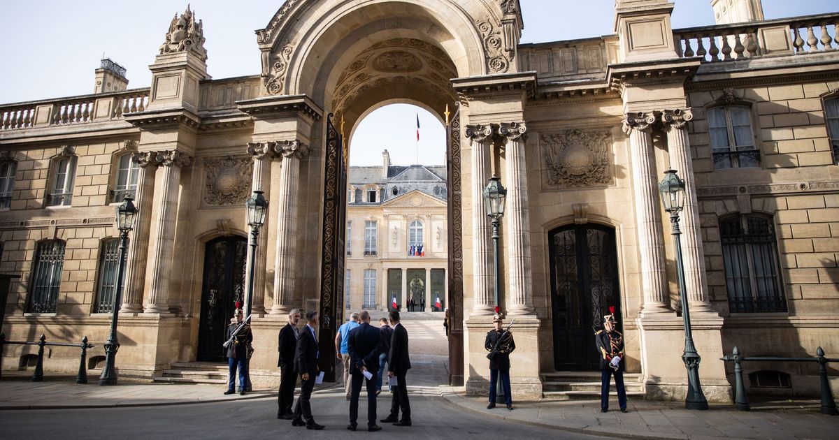 Neuf maires savoyards échangent avec Emmanuel Macron à l'Élysée