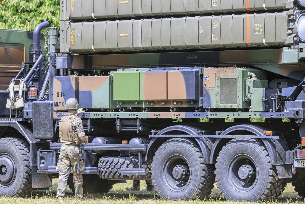 La Suisse renforce sa défense en collaborant avec la France et d'autres nations