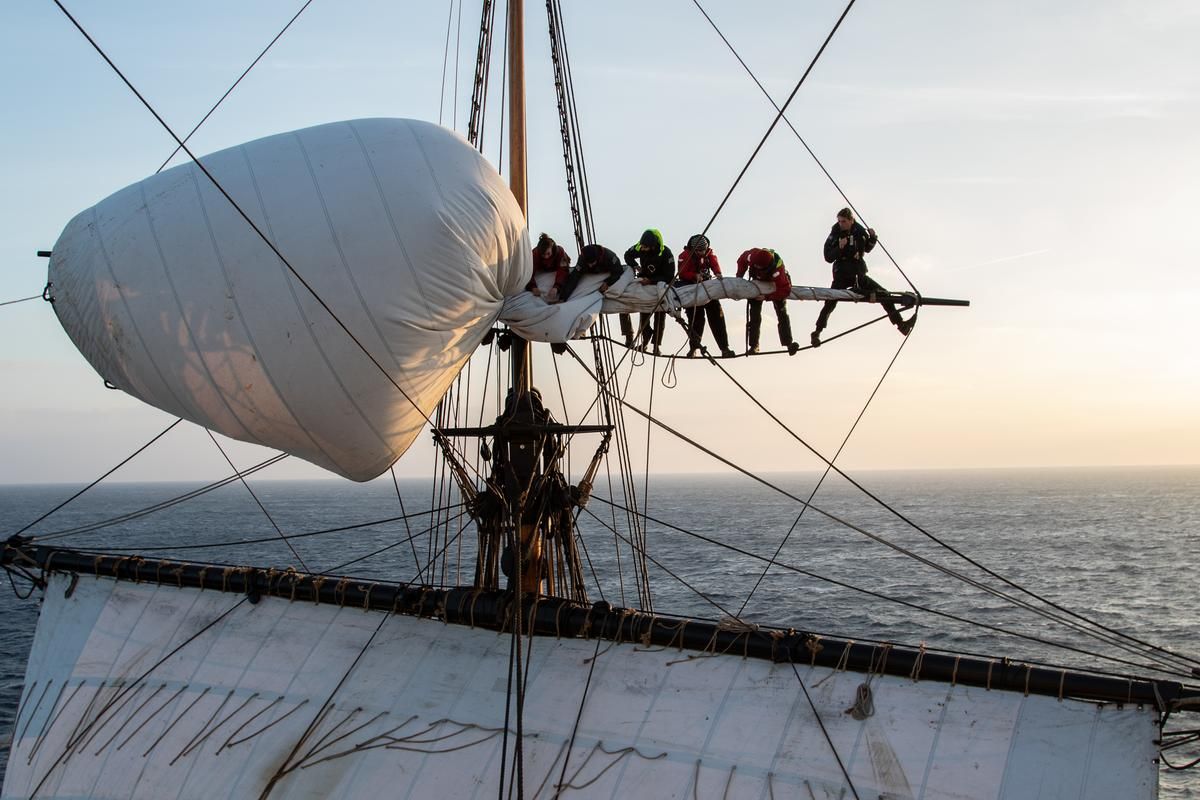 Des photos inédites pour sauver L'Hermione : un appel à la solidarité