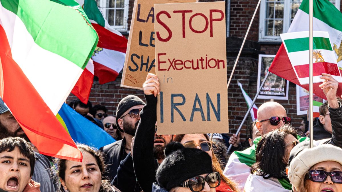 Iran : l'exécution d'un étudiant accusé d'espionnage suscite l'indignation