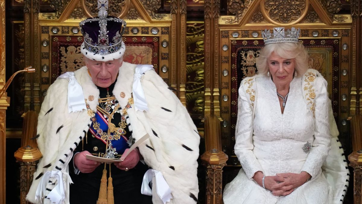 Le discours du trône de Charles III au cœur d'une tourmente politique au Royaume-Uni