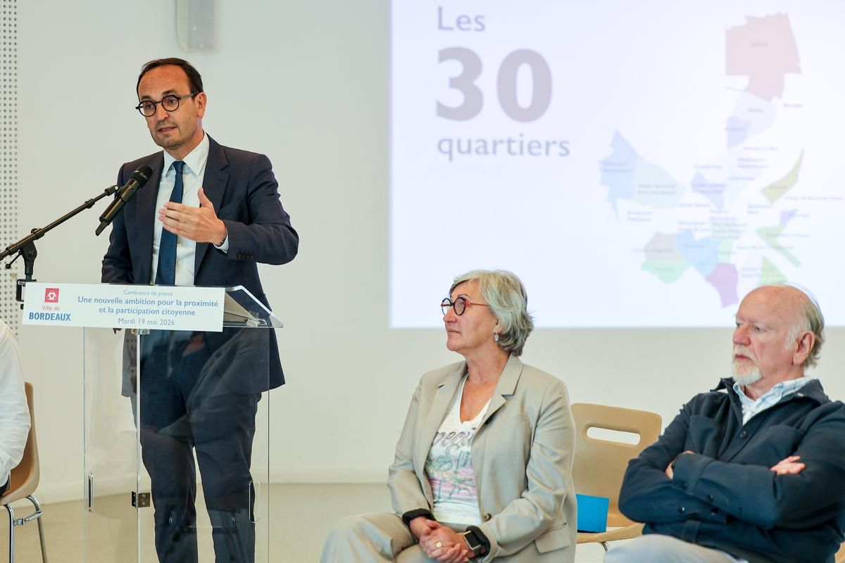 Bordeaux : « Quand on fait de la politique, on accepte d’être accessible »