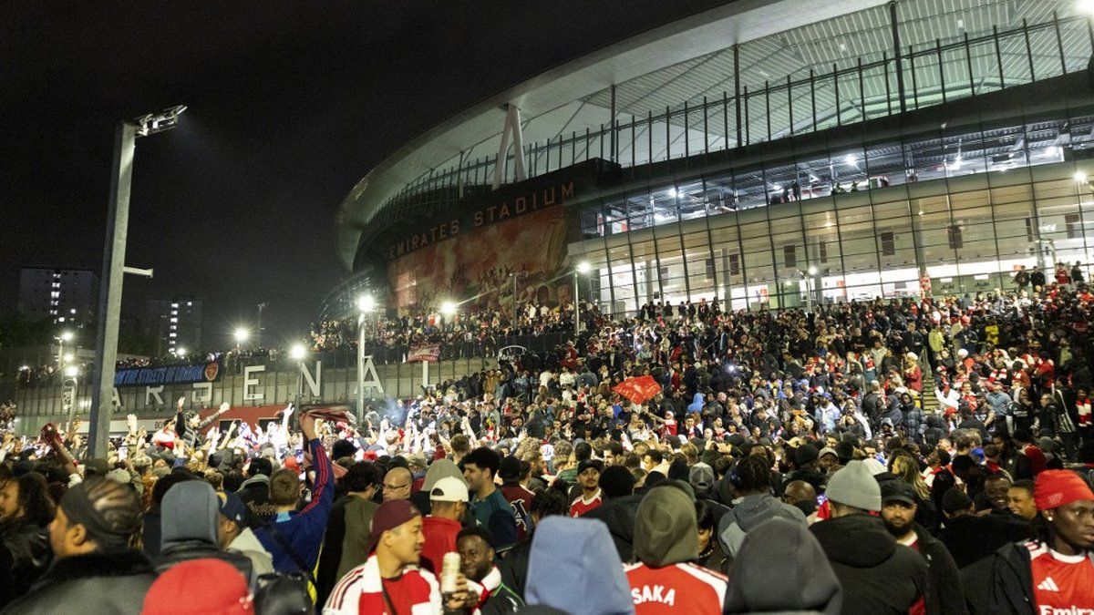 Arsenal retrouve la magie : un titre de champions 22 ans après les Invincibles