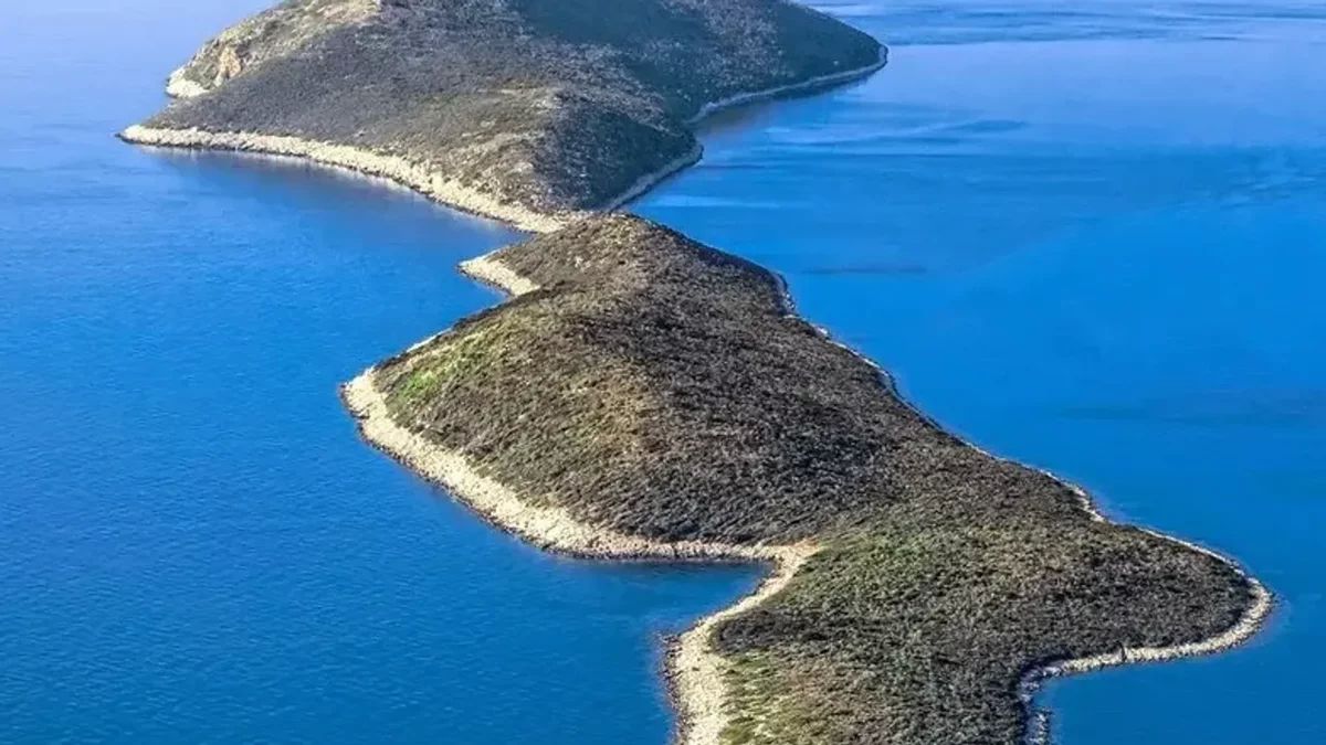 Makri : une île grecque à vendre au prix d'un appartement à Paris