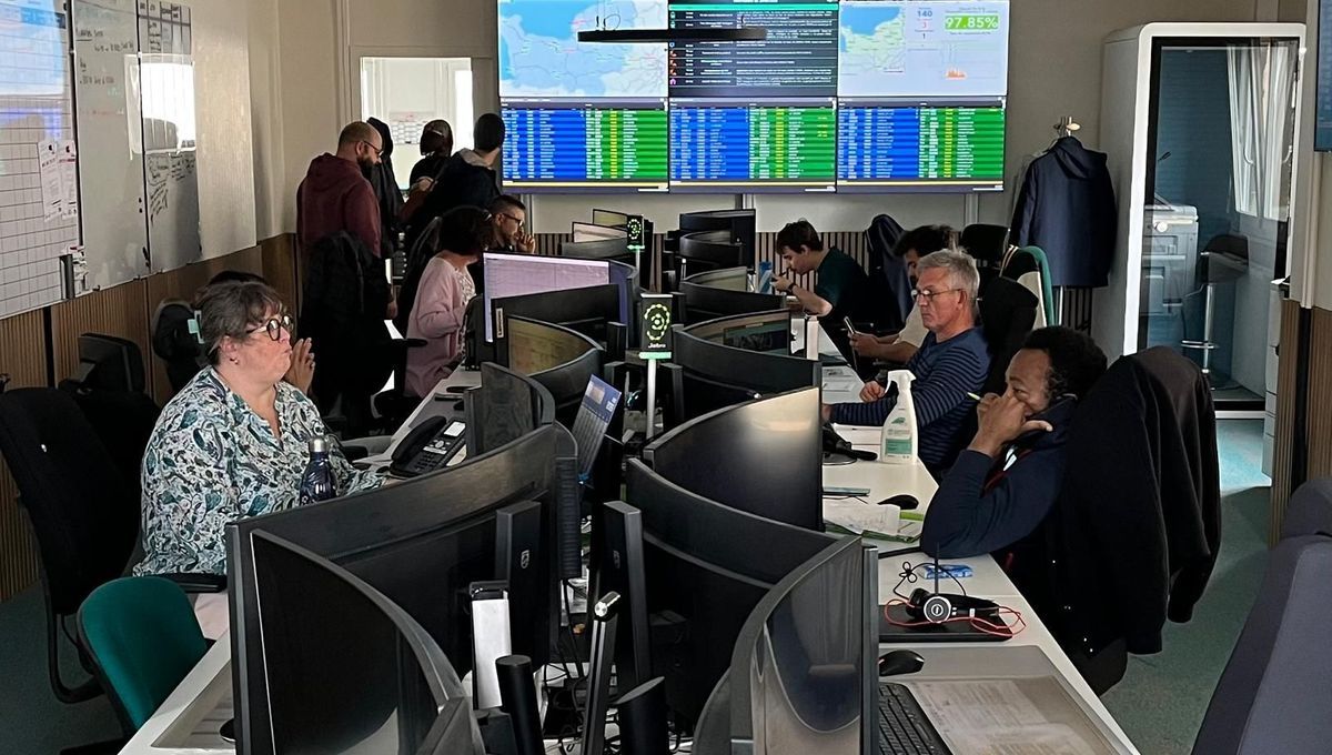 Derrière les coulisses de la SNCF : le centre de supervision de Rouen
