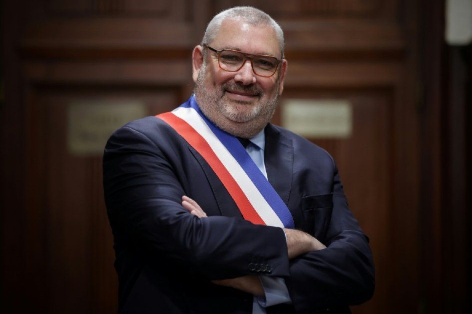 Les nouveaux maires du RN : entre polémiques et controverses