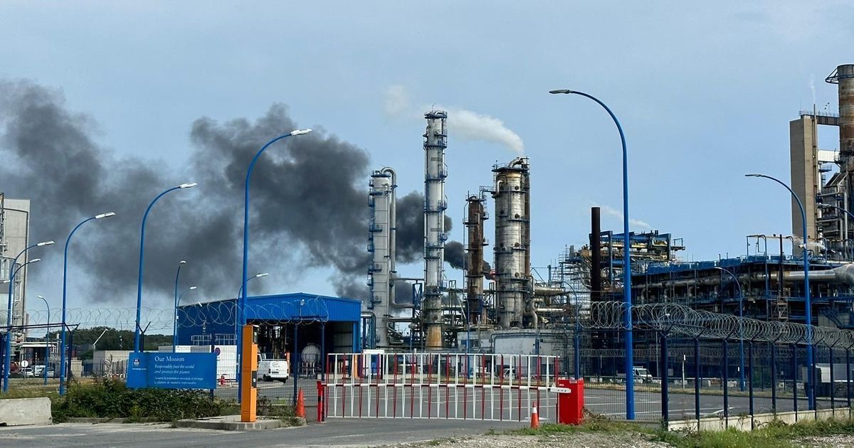 Flammes sur le site de TotalEnergies près du Havre : un incident technique intriguant