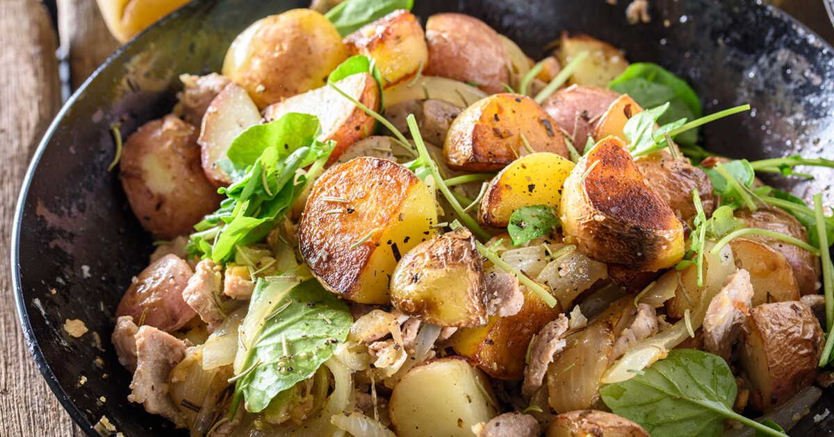 poêlée de pommes de terre et oignons : le plat simple et convivial qui séduit les familles