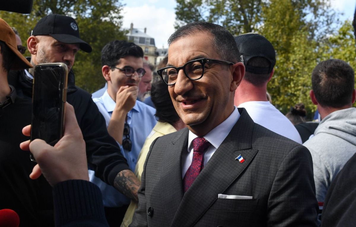 Scandale autour de Jean Messiha : une cagnotte pour les veuves des victimes en question