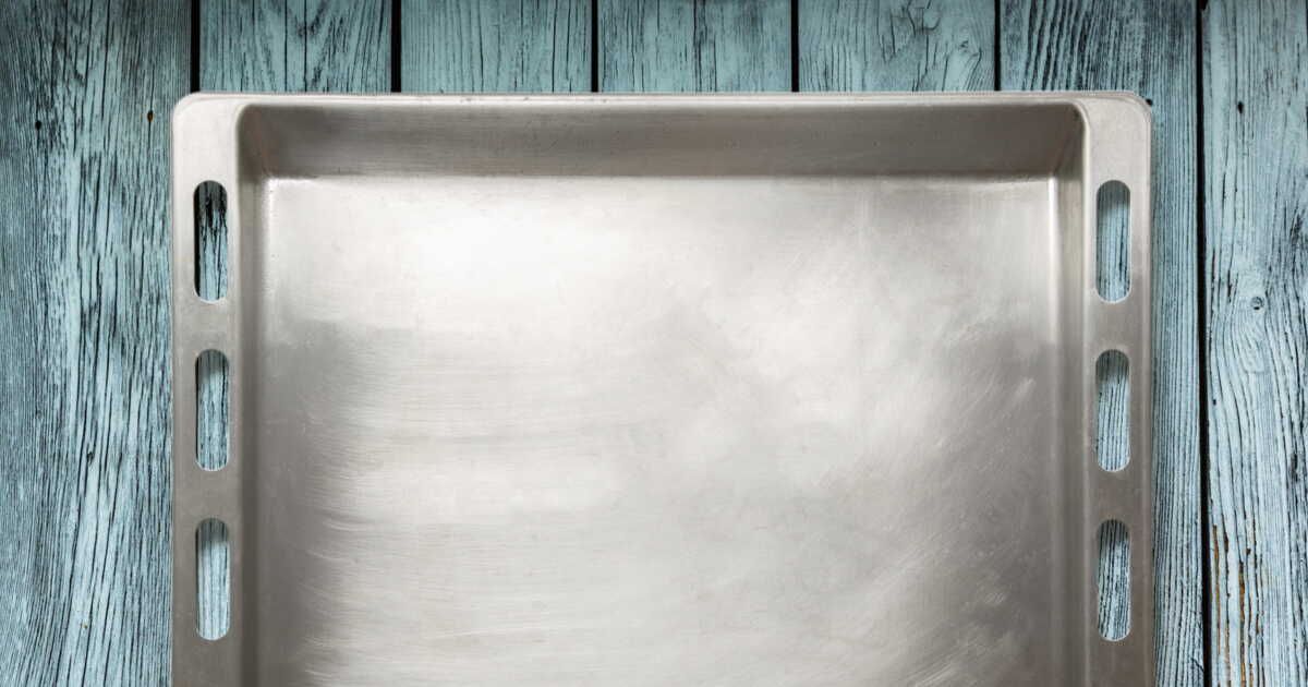 3 astuces pour nettoyer efficacement la plaque du four