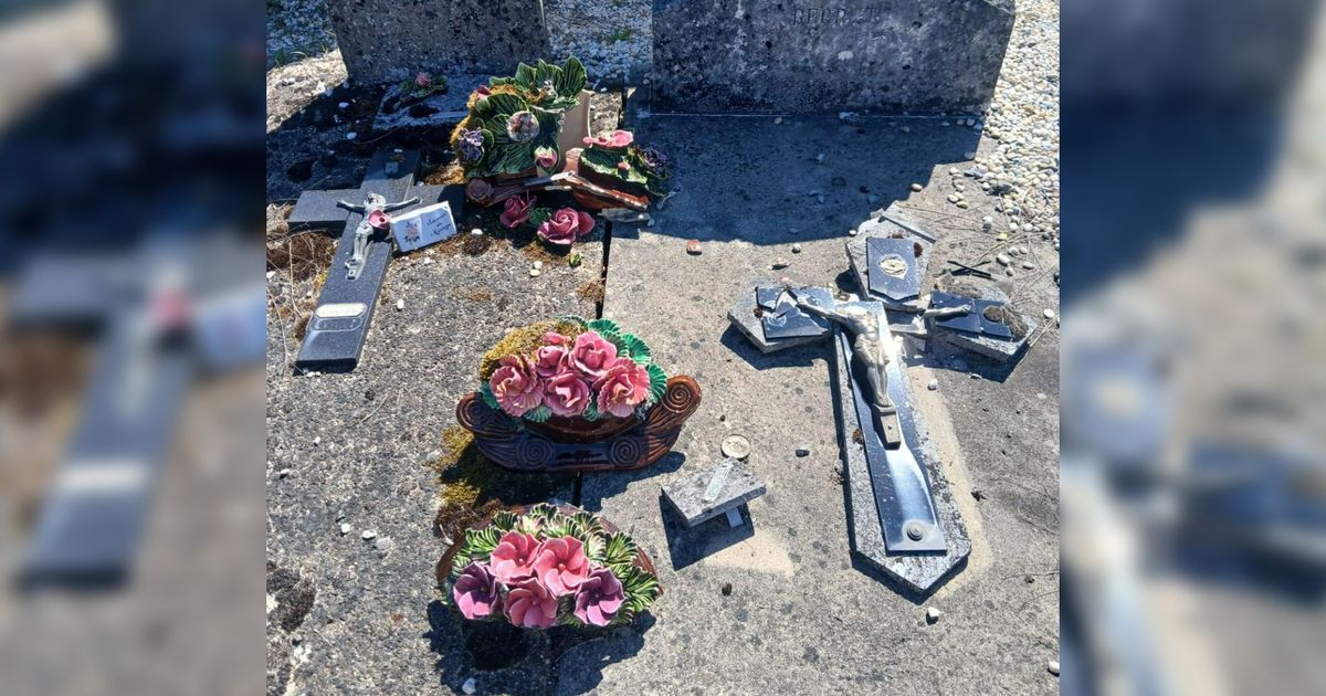 Le cimetière d'Hostens en émoi après un acte de vandalisme choquant