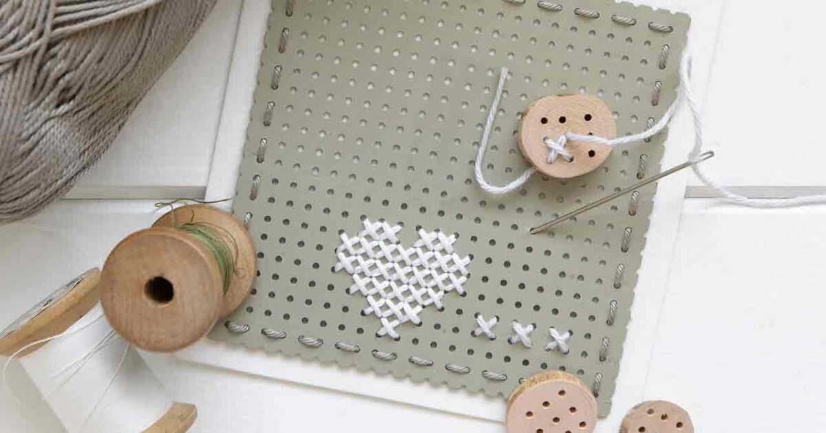 l'art captivant de la broderie au point de croix