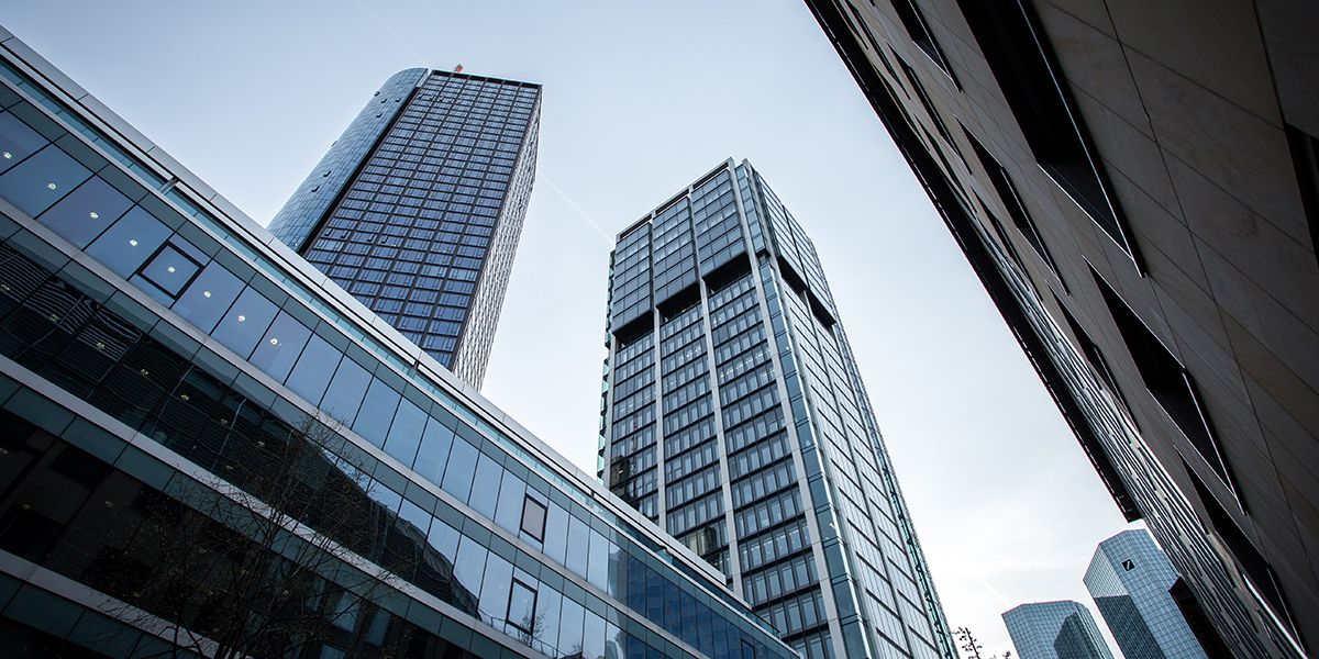 Les clés pour comprendre les banques commerciales, d'investissement et centrales