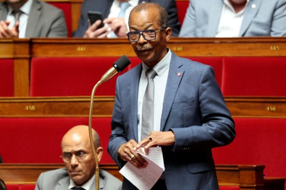 Le Parlement admet la responsabilité de l'État dans le scandale du chlordécone