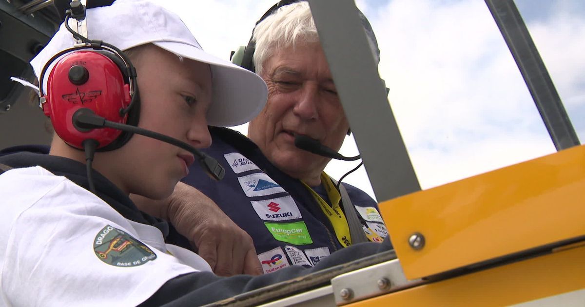 En avion, des enfants apprennent à s’envoler au-delà des différences