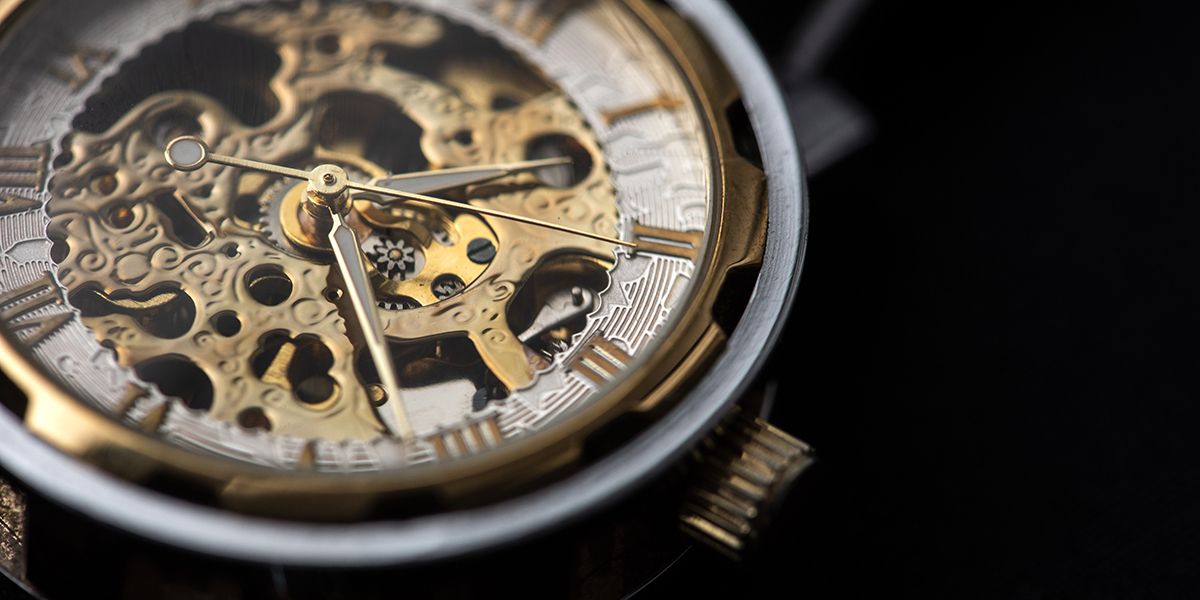Investir dans les montres de luxe : opportunités et défis à connaître