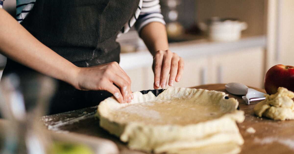 La pâte brisée rapide : une recette minute pour des tartes irrésistibles
