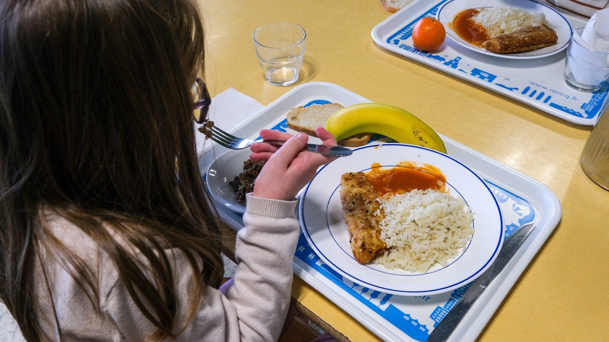 Des parents mécontents face à la hausse des tarifs de cantine : vers un changement d'école