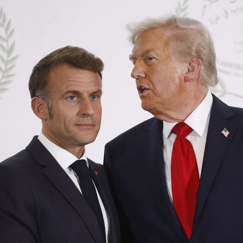 Trump met en garde contre un tarif douanier de 100% sur le vin français