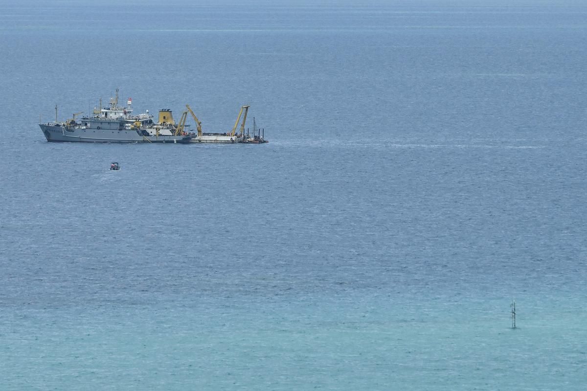 Un incident inquiétant dans la Manche : un navire russe tire en direction d'un yacht britannique