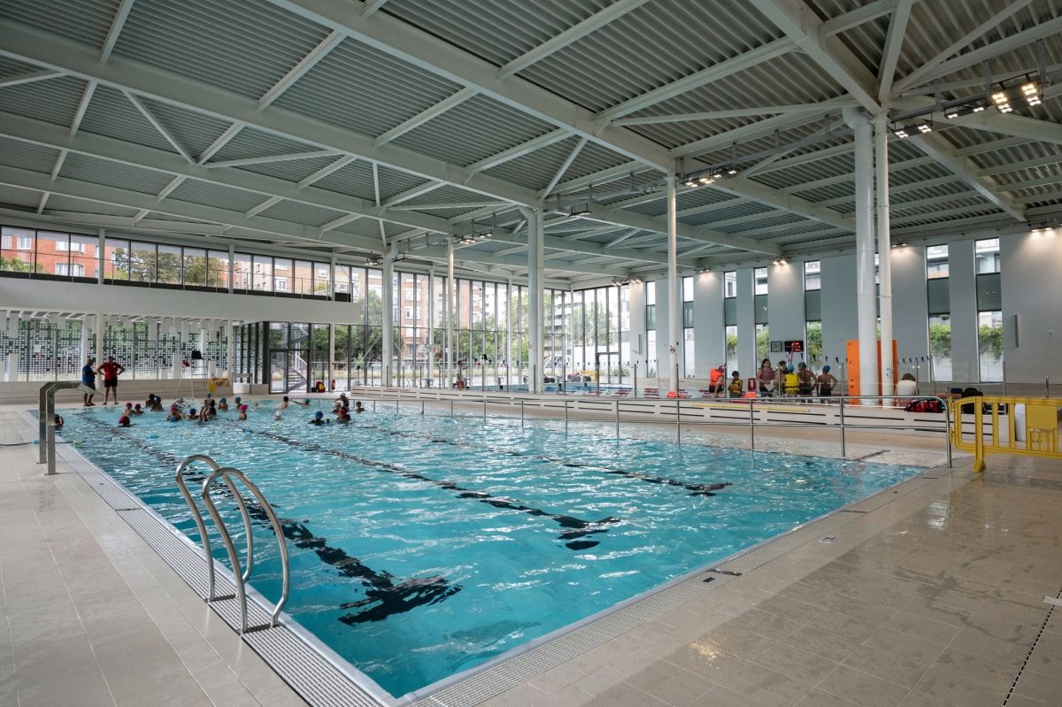 Tragédie à la piscine : un enfant de 8 ans se noie lors d'une activité scolaire