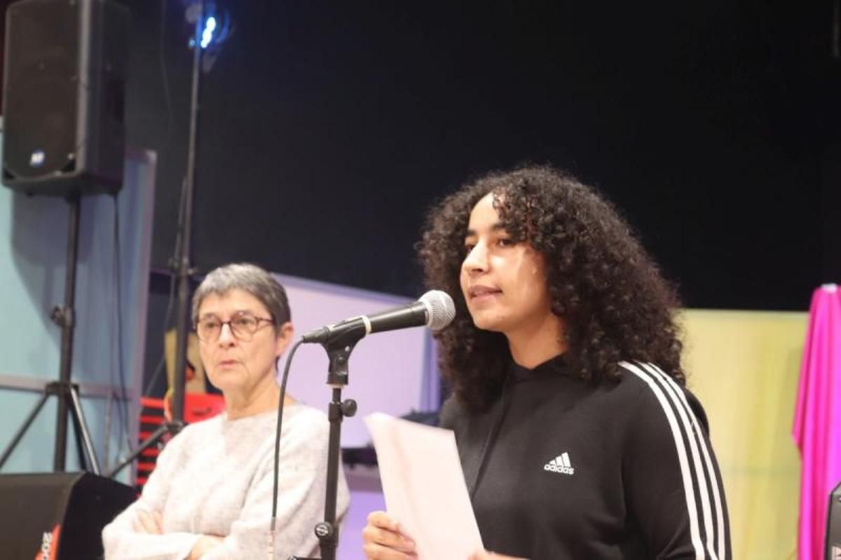 Selma Labib, conductrice de bus, se lance dans la course présidentielle de 2027