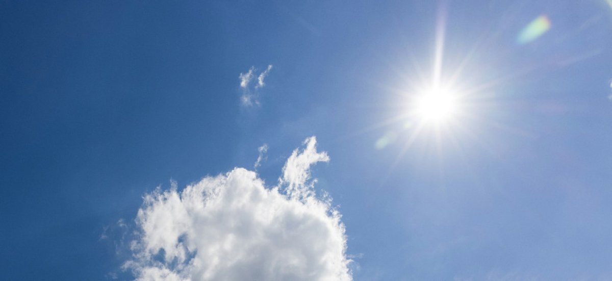 Canicule : l'alerte rouge s'étend à 49 départements et impacte les festivités