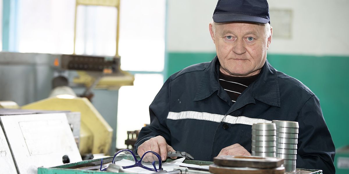 Retraite anticipée ou indemnisation chômage : quel choix pour l'avenir des seniors ?