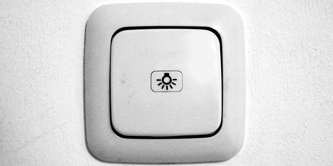 Installer un interrupteur : guide pratique pour réussir votre branchement