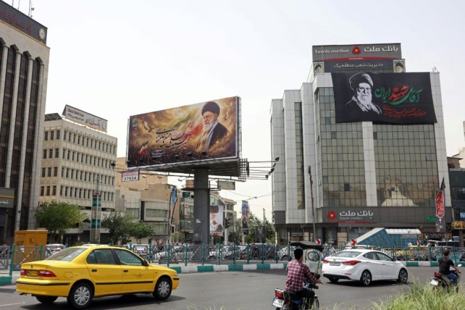 L'Iran rend hommage à Khamenei avec des funérailles grandioses et une mobilisation historique