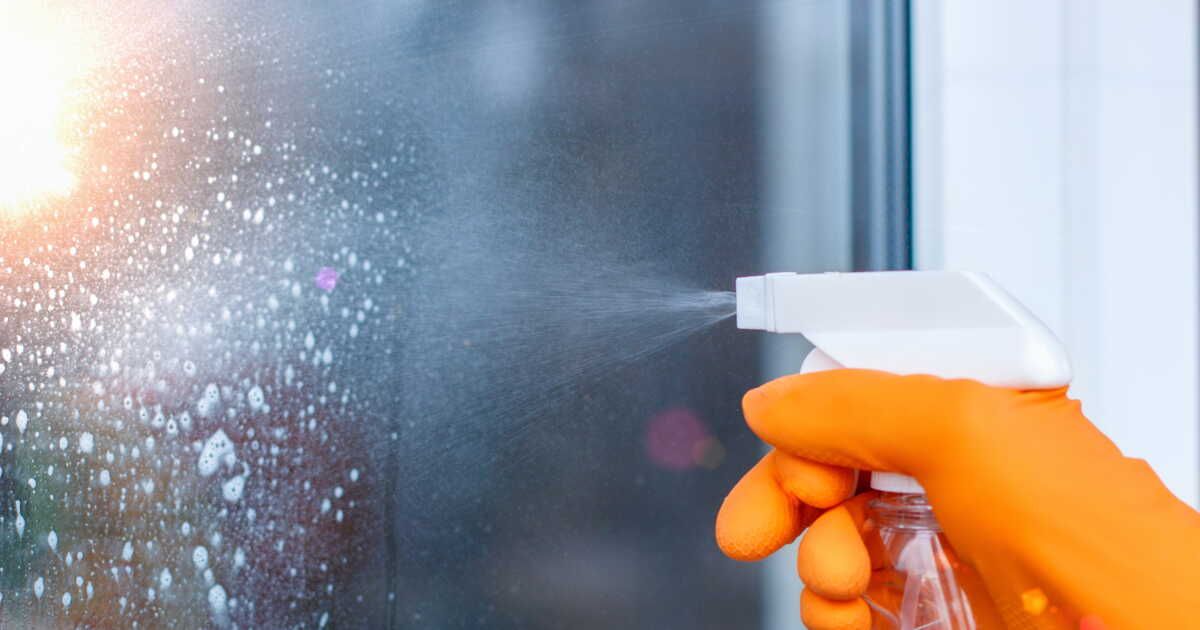 Détartrage de douche : 4 astuces pratiques pour un résultat éclatant