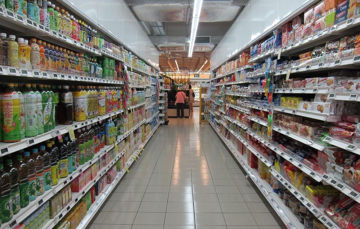 Un supermarché sous le choc : le toit s'effondre sans blessés à Ocean Township
