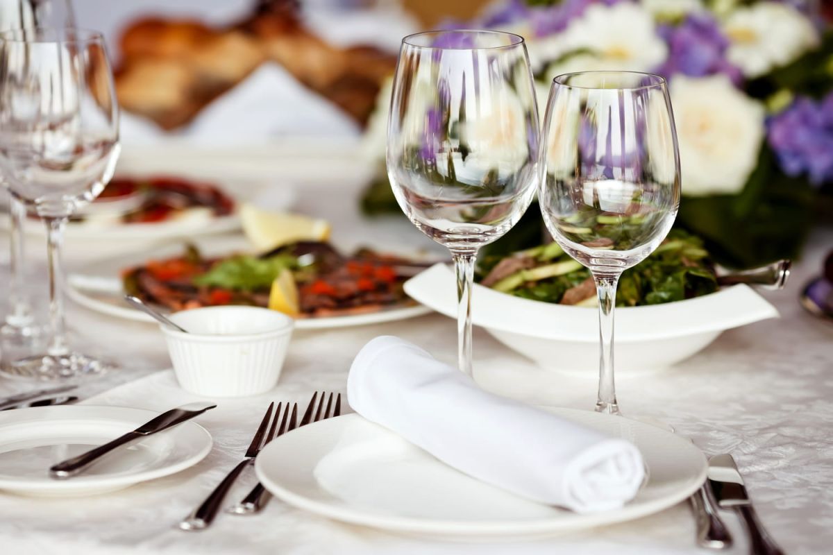 Dans ce restaurant français, la vérification des antécédents est un passage obligé