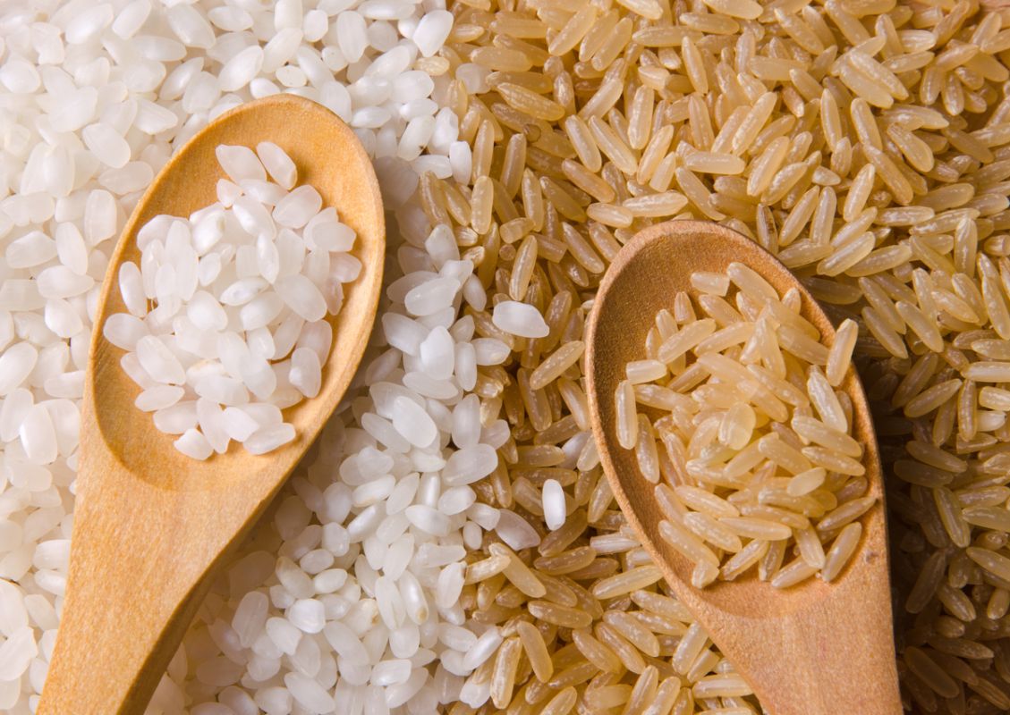 Riz brun ou riz blanc : quel est le meilleur choix pour votre santé ?