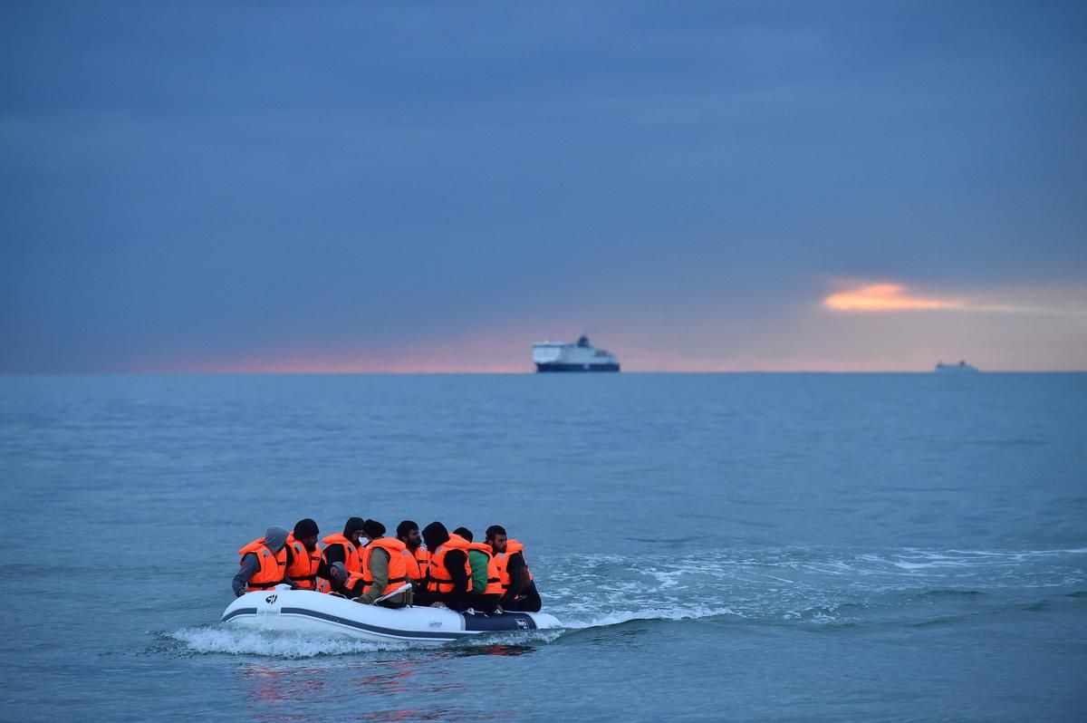 Le jugement britannique remet en question les expulsions de migrants vers la France