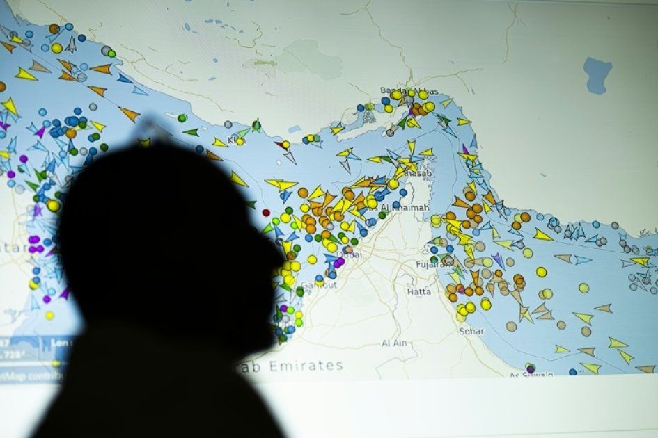 Frappes inédites au Moyen-Orient : tensions montantes et envolée des prix du pétrole
