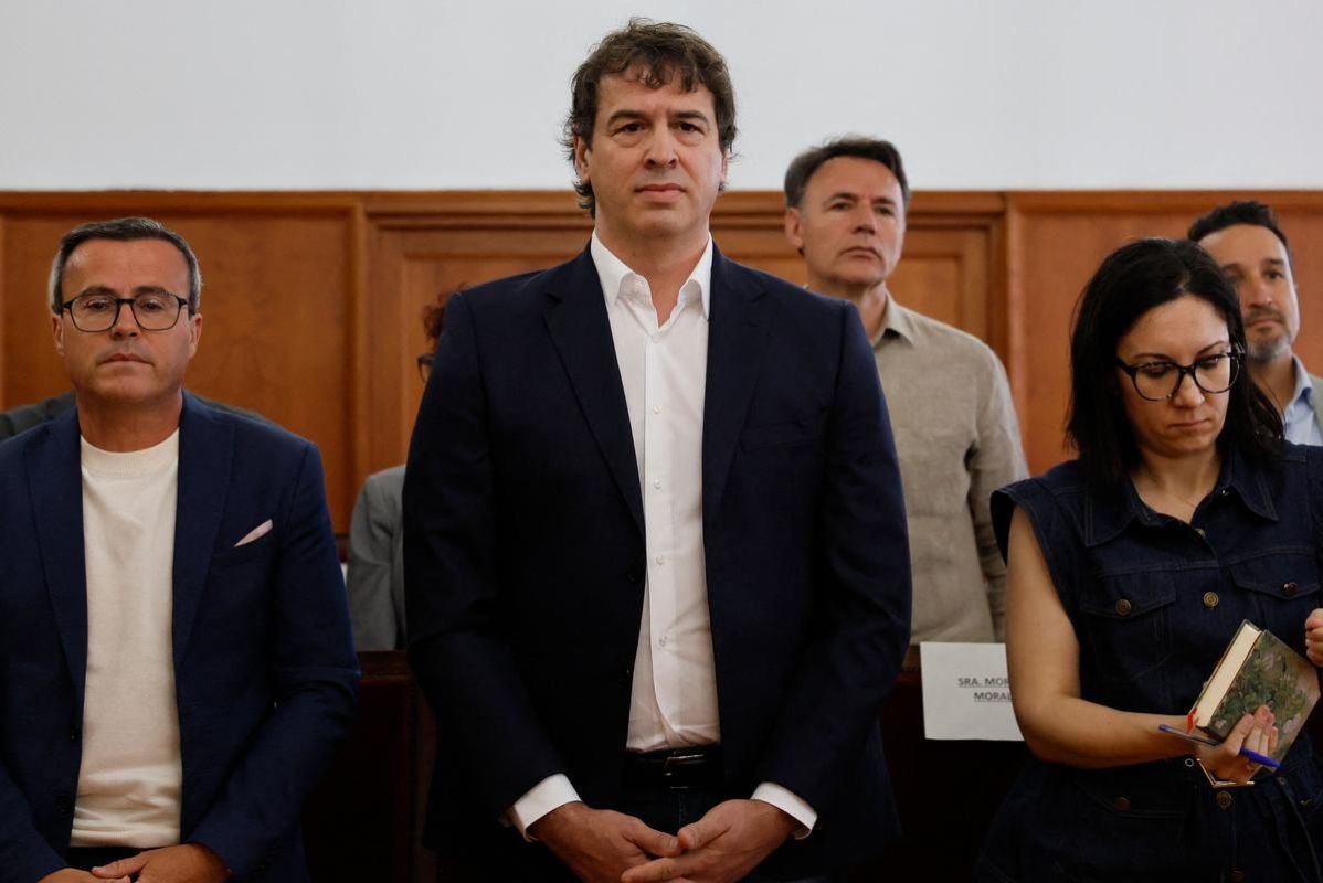 scandale juridique : le frère de pedro sánchez exclu de la fonction publique pour neuf ans