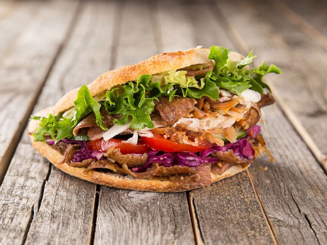 pr préparez un kebab maison savoureux : une recette simple et rapide